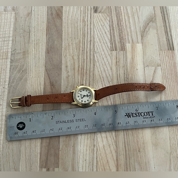 Unitron UniGlow Ladies Watch Leather Strap Light Gold Tone Dial Gold Case - Picture 9 of 10